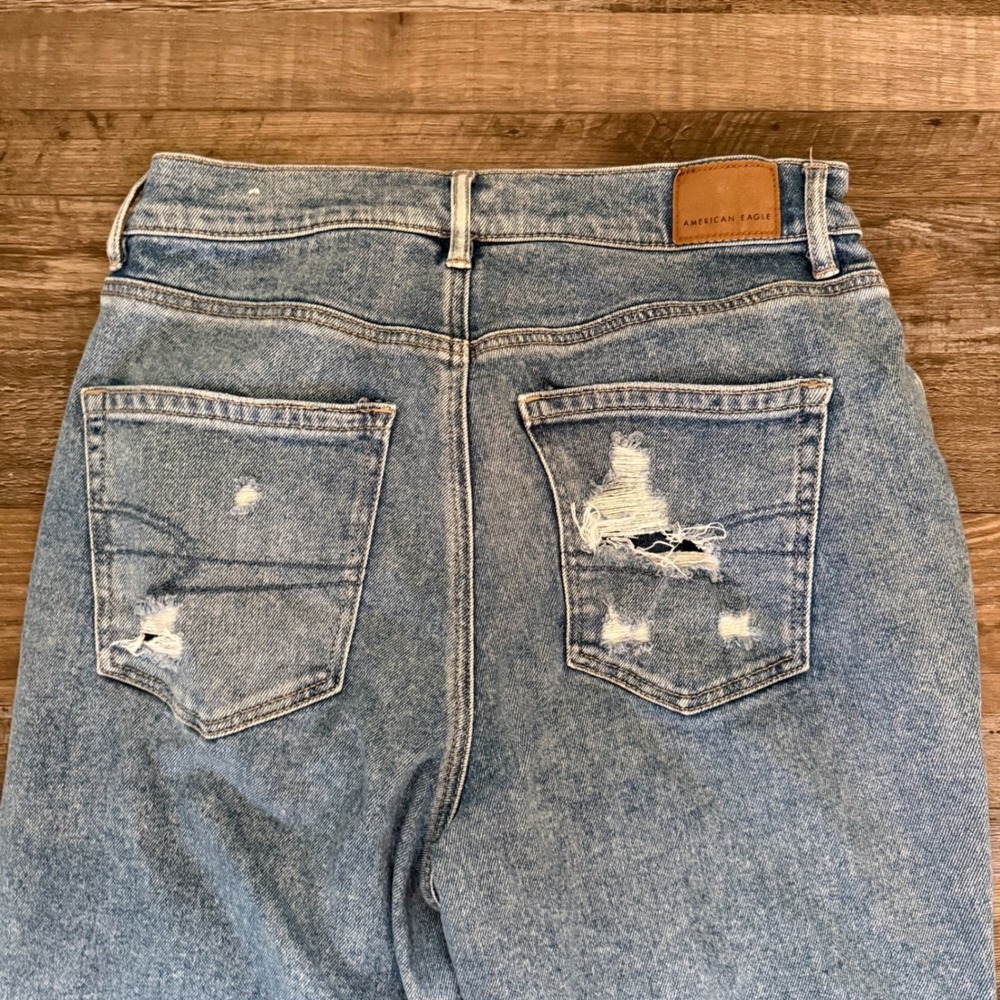 American Eagle Highest Rise 90s Boyfriend Distressed Jeans Womens 10 Regular - Picture 5 of 8